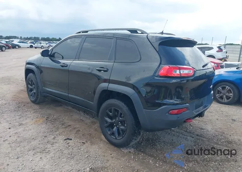 2016 Jeep Cherokee Trailhawk z USA, uszkodzony, nr VIN 1C4PJMBS4GW243691